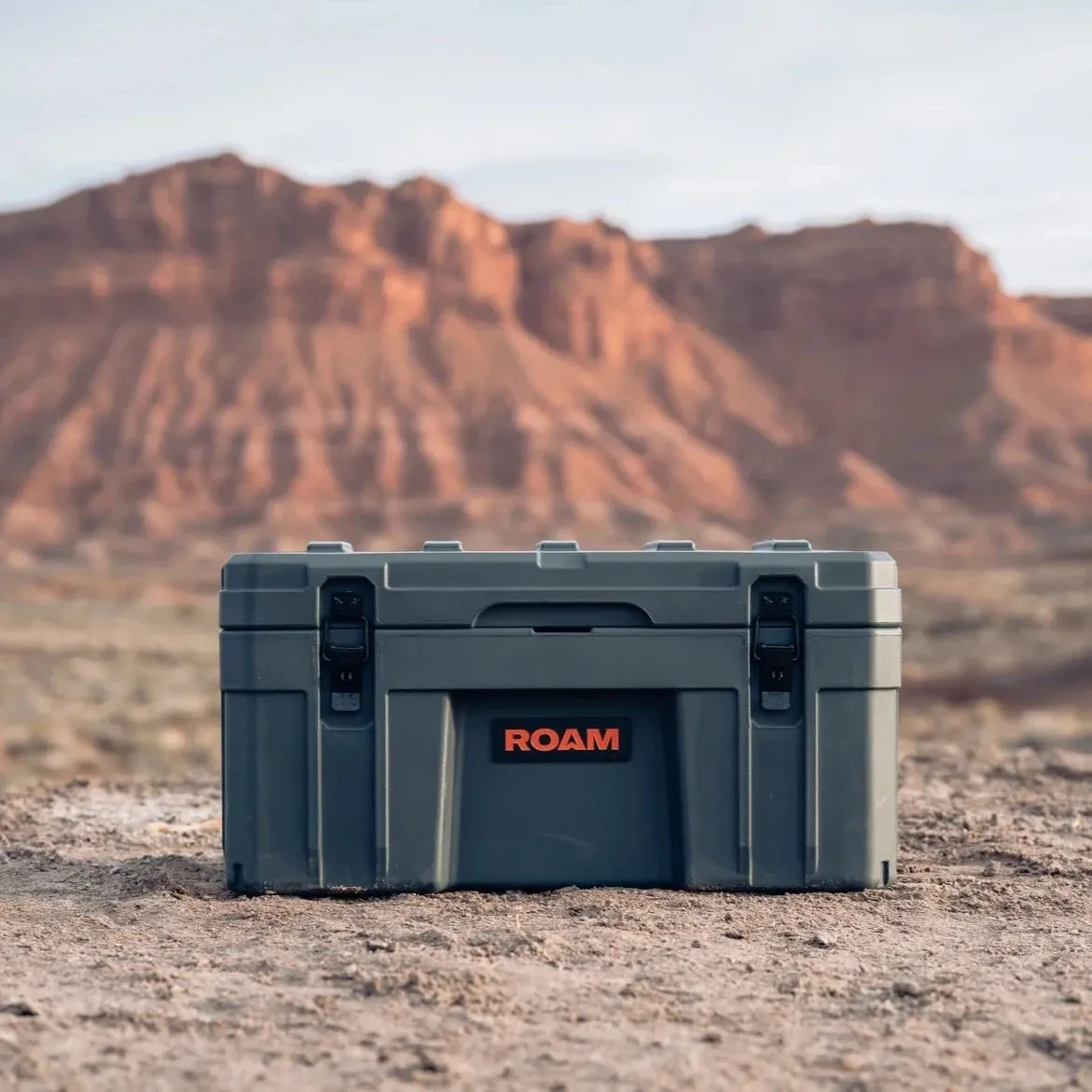 Roam Adventure Co 76L Rugged Case